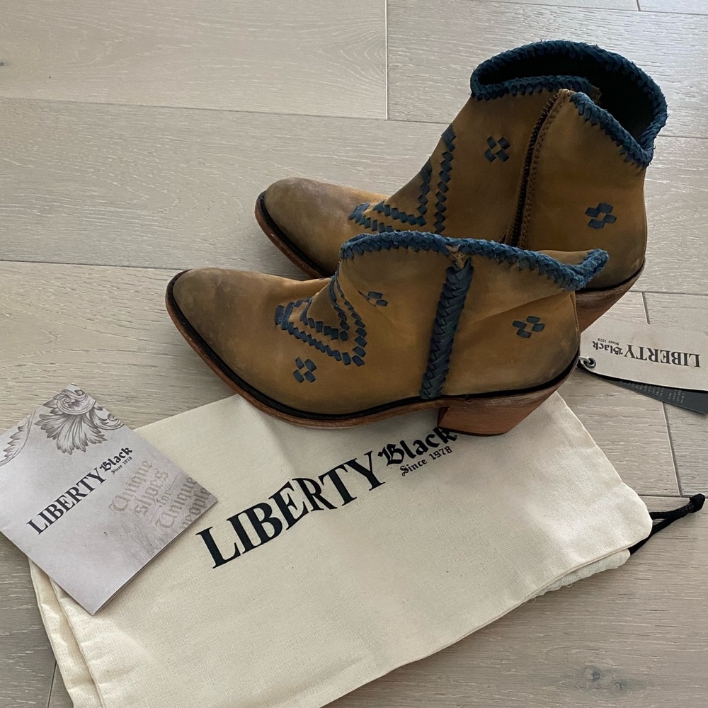 Liberty Black boots